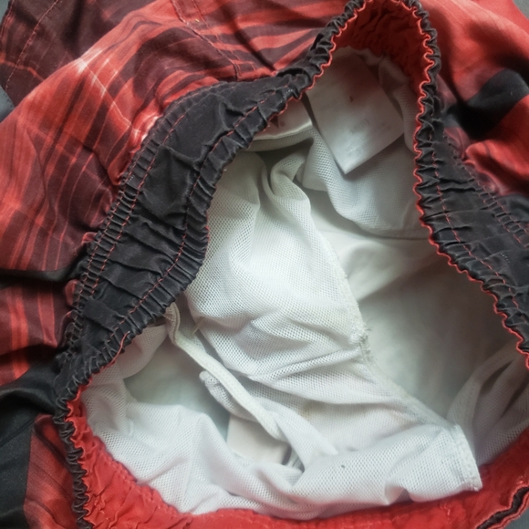 BOYS | Sz M(8)WWE Swim Trunks! - Picture 4 of 5